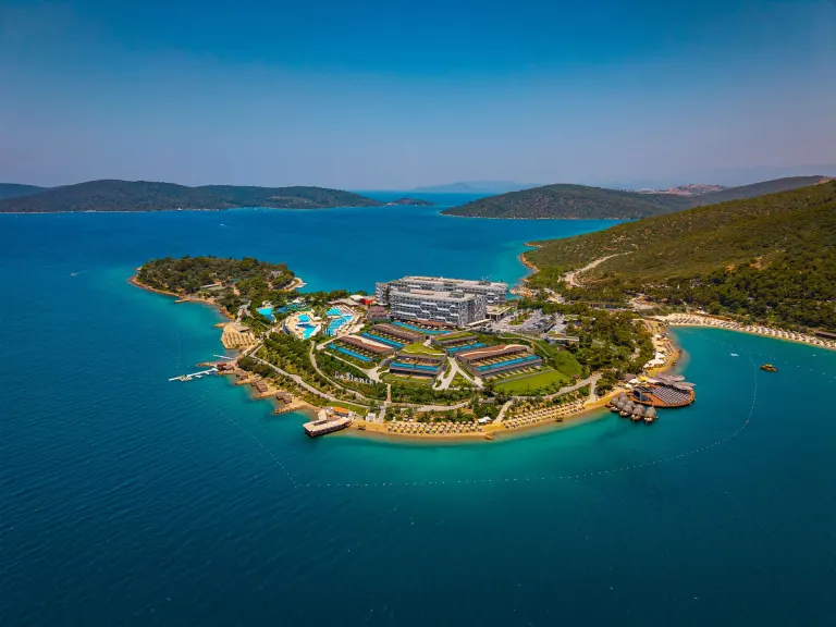 La Blanche Island İletişim